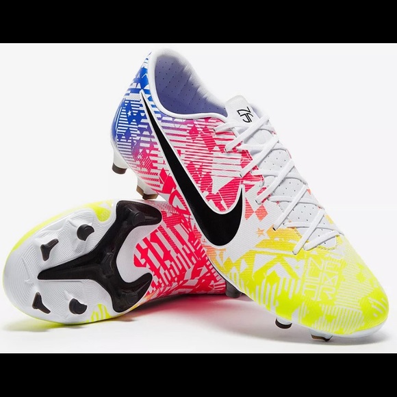 nike mercurial vapor 13 size 8.5